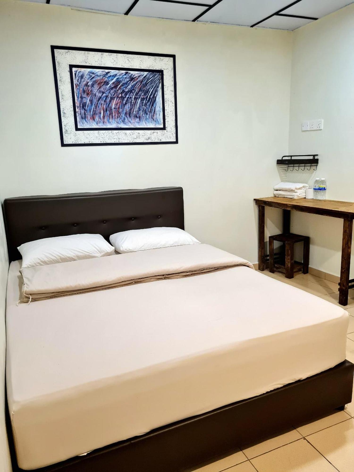 Pine Lodge By Evr Previously Yss Indrawasih Perai Buitenkant foto
